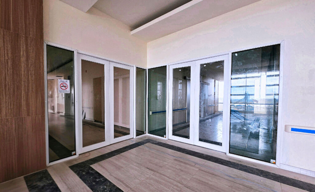 กระจกกันไฟ